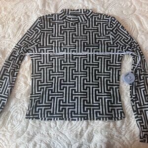 YMI Monochrome Geometric Top